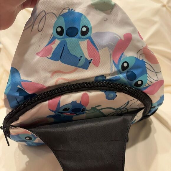 Lilo & Stitch Stitch Everyday Chest Sling Bag Travel Shoulder Daypack Unisex NEW - Picture 4 of 6
